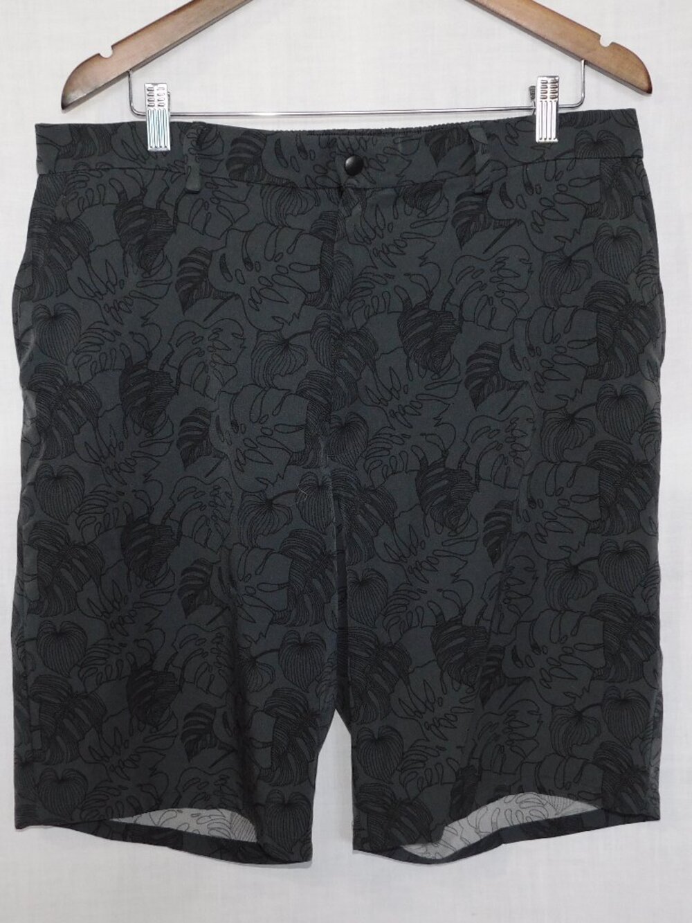 Haggar Mens L Active Flex Gray Black Tropical leaves Hybrid Shorts